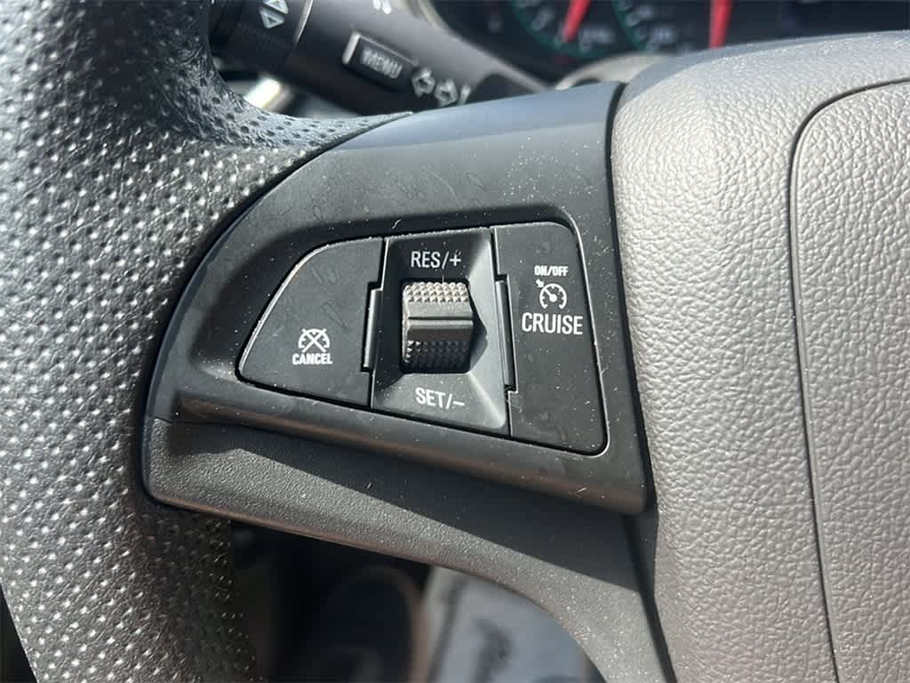 Thumbnail: 2019 Chevrolet Trax - 16