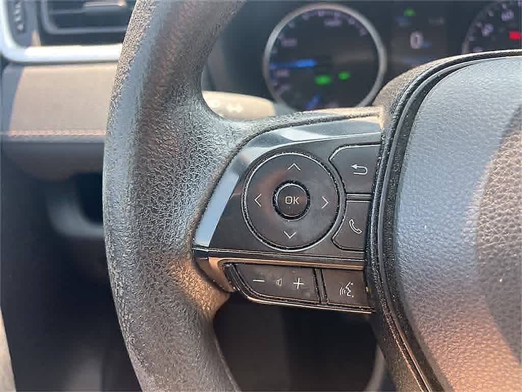 Thumbnail: 2022 Toyota RAV4 - 16