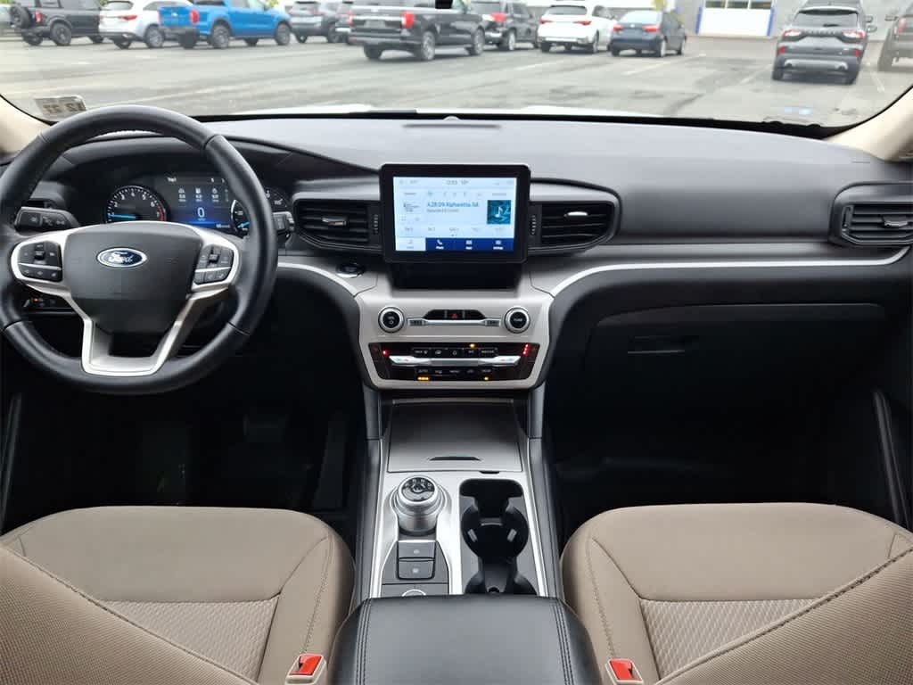 Thumbnail: 2022 Ford Explorer - 10