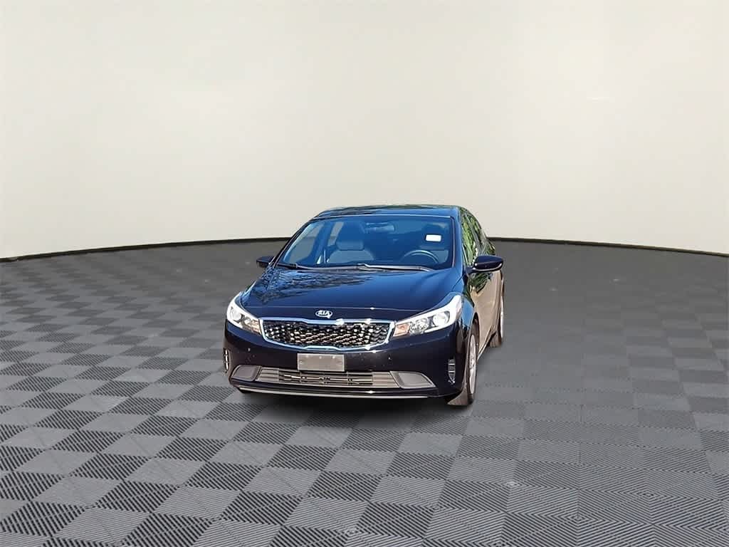 Thumbnail: 2018 Kia Forte - 3
