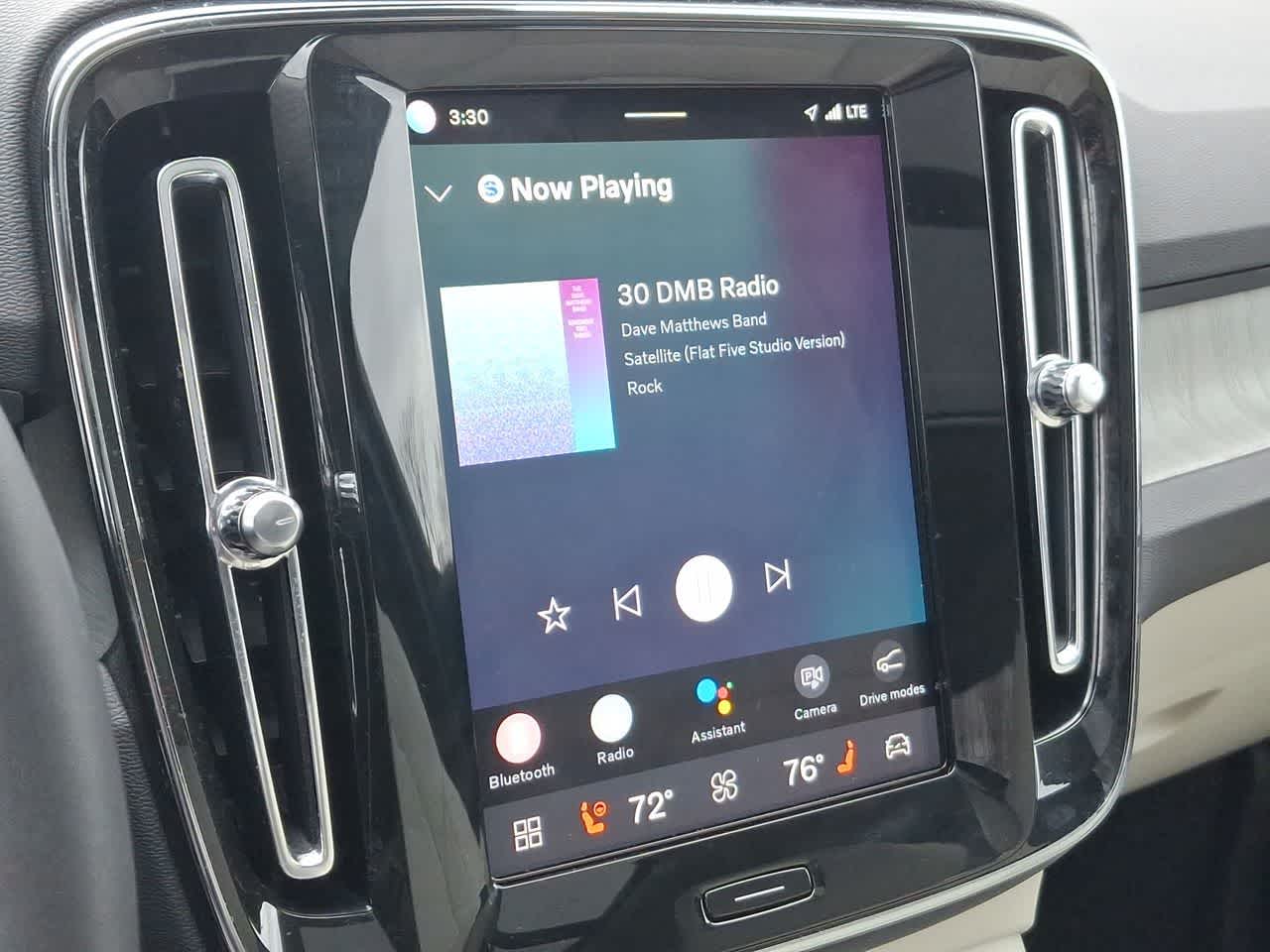 Thumbnail: 2025 Volvo XC40 - 20