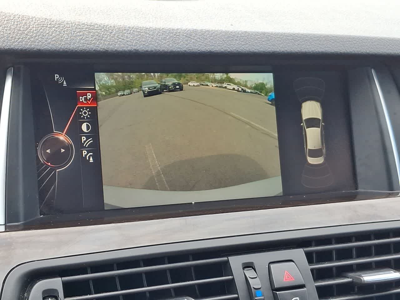 Thumbnail: 2016 BMW 5 Series - 21