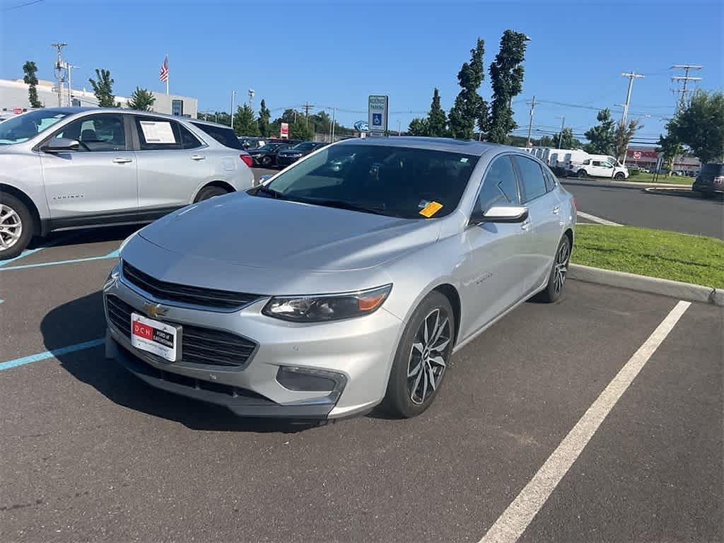 Thumbnail: 2017 Chevrolet Malibu - 1