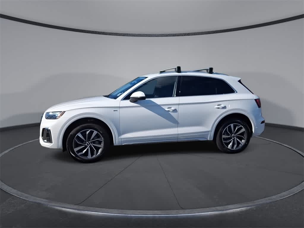Thumbnail: 2023 Audi Q5 - 4