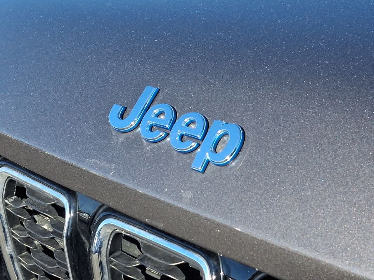 Thumbnail: 2024 Jeep Grand Cherokee - 28