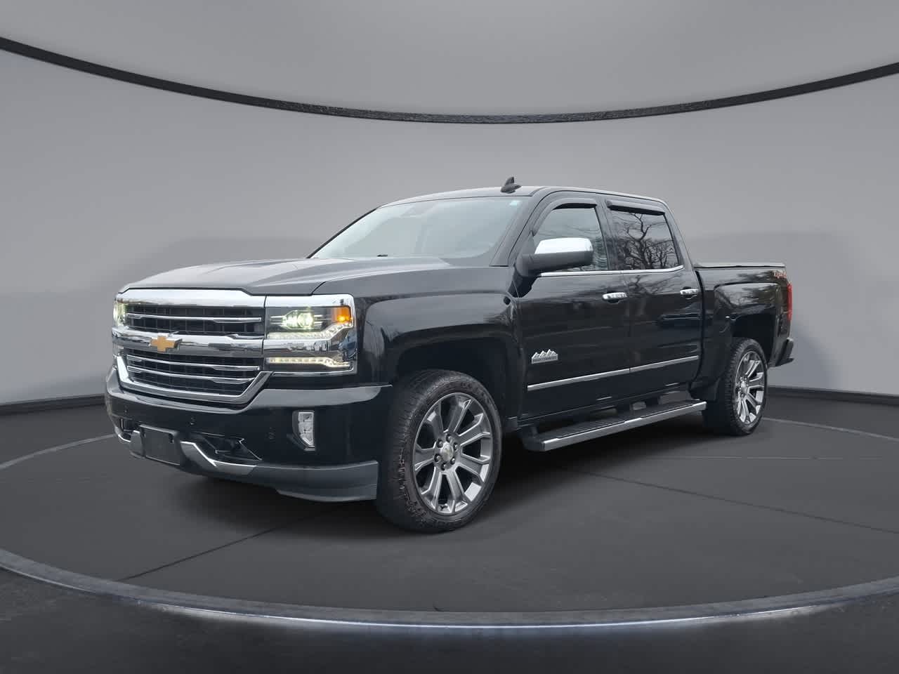 Thumbnail: 2018 Chevrolet Silverado 1500 - 1