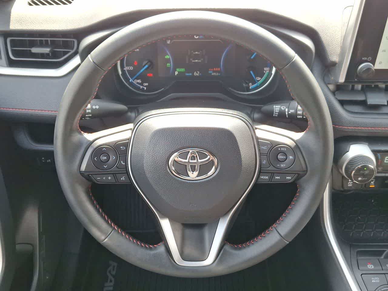 Thumbnail: 2025 Toyota RAV4 - 22