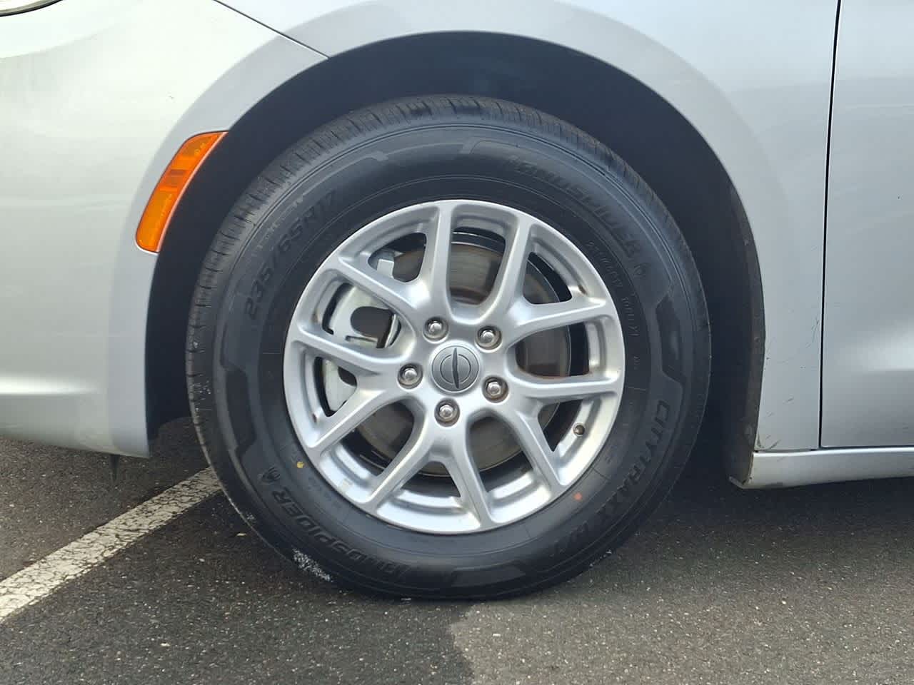 Thumbnail: 2023 Chrysler Pacifica - 29