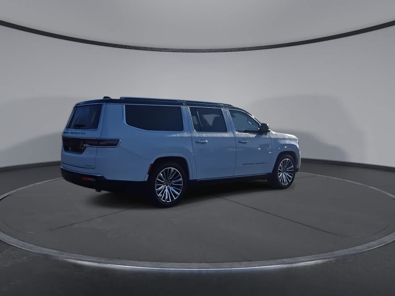 Thumbnail: 2024 Jeep Grand Wagoneer L - 8