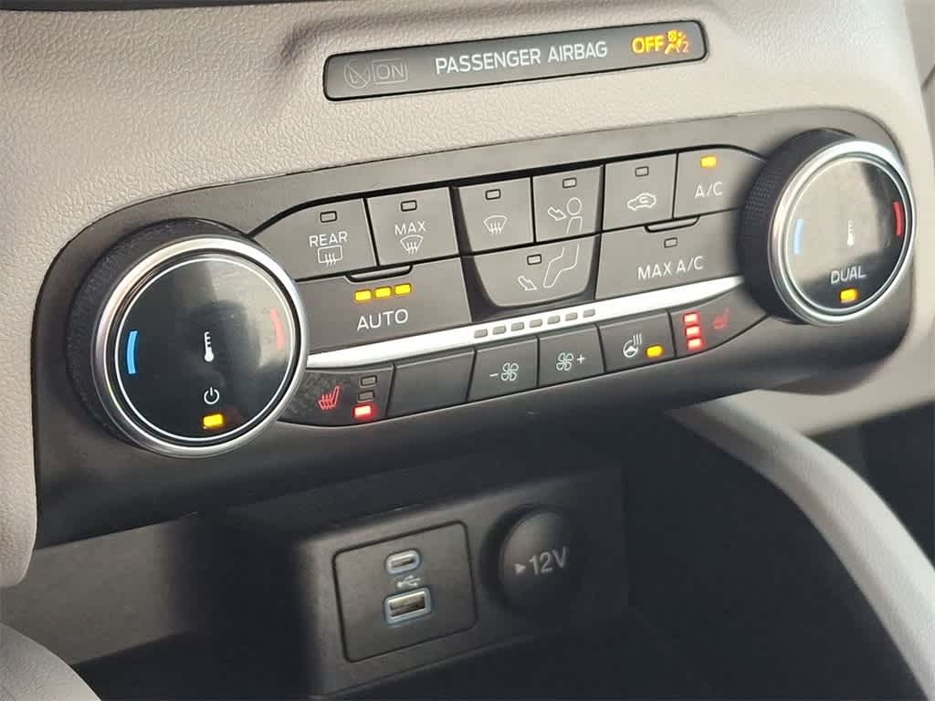 Thumbnail: 2023 Ford Escape - 25