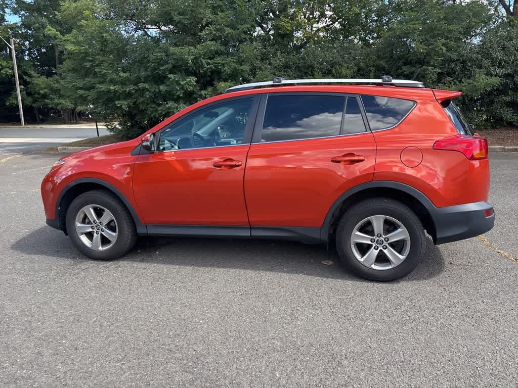 Thumbnail: 2015 Toyota RAV4 - 26