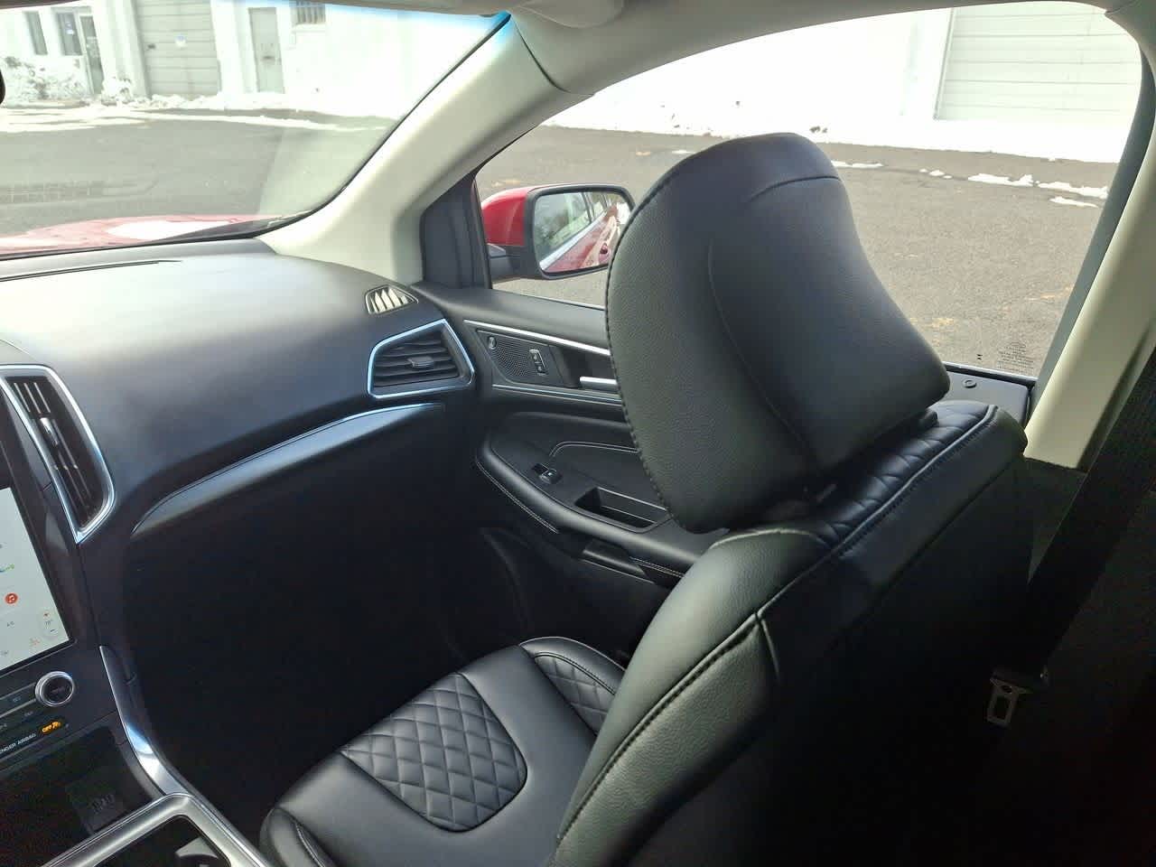 Thumbnail: 2024 Ford Edge - 11