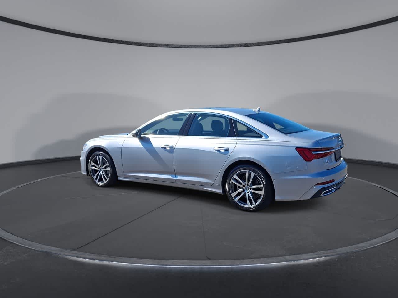 Thumbnail: 2019 Audi A6 - 6