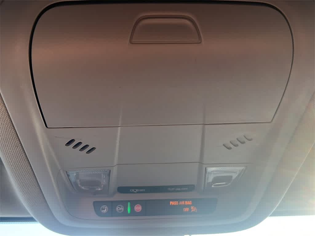 2022 GMC Acadia SLE 23