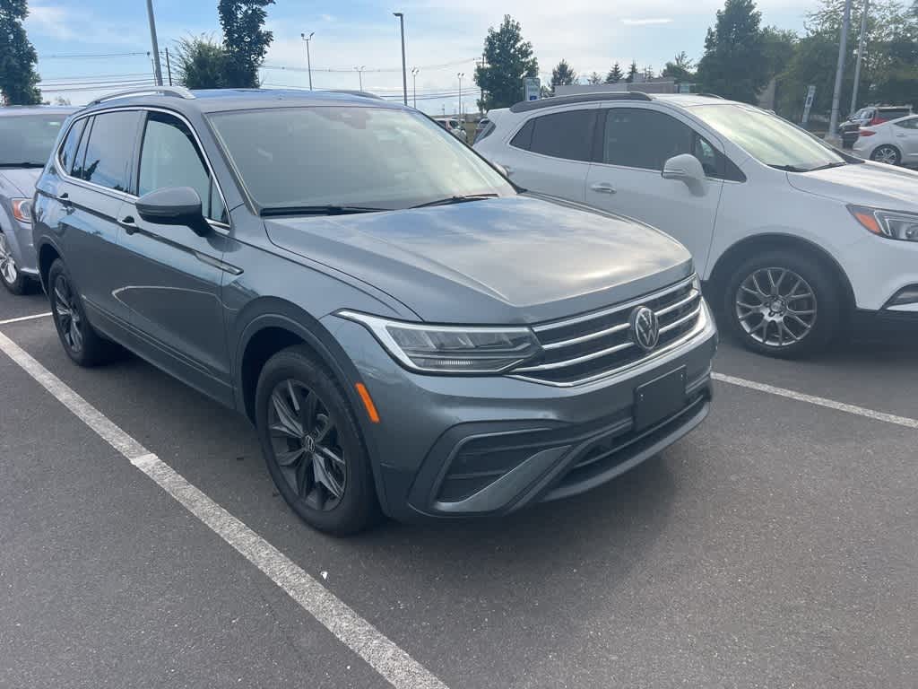 Thumbnail: 2024 Volkswagen Tiguan - 3