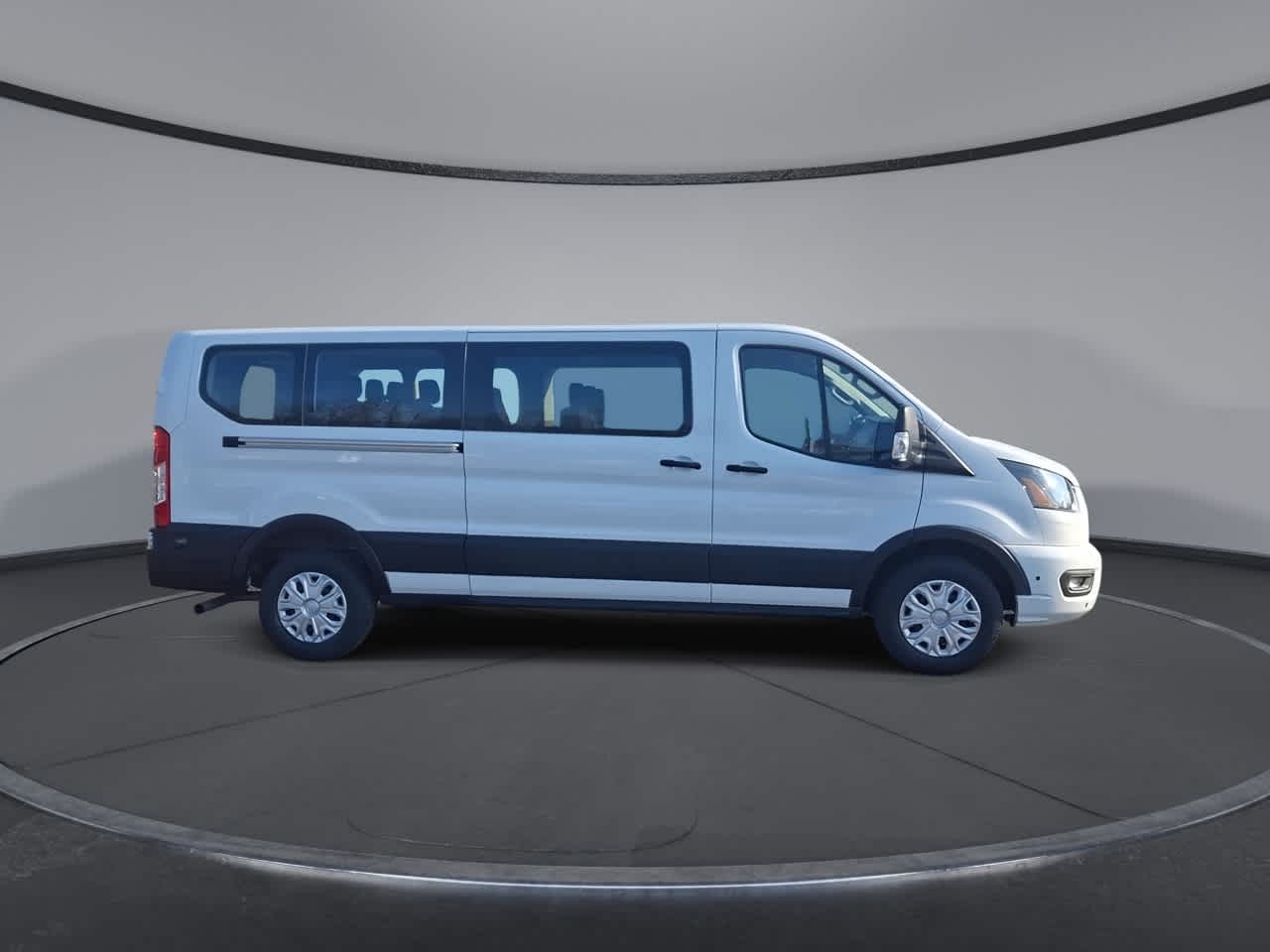 Thumbnail: 2024 Ford Econoline - 9