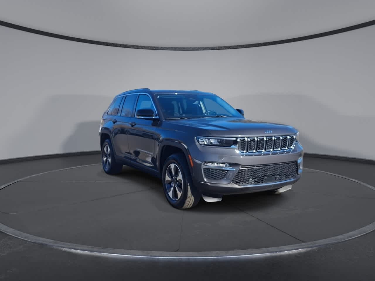 Thumbnail: 2024 Jeep Grand Cherokee - 2
