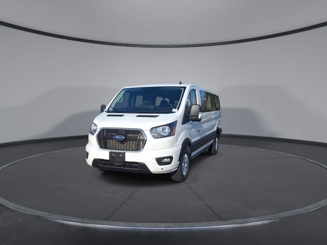 Thumbnail: 2024 Ford Econoline - 3