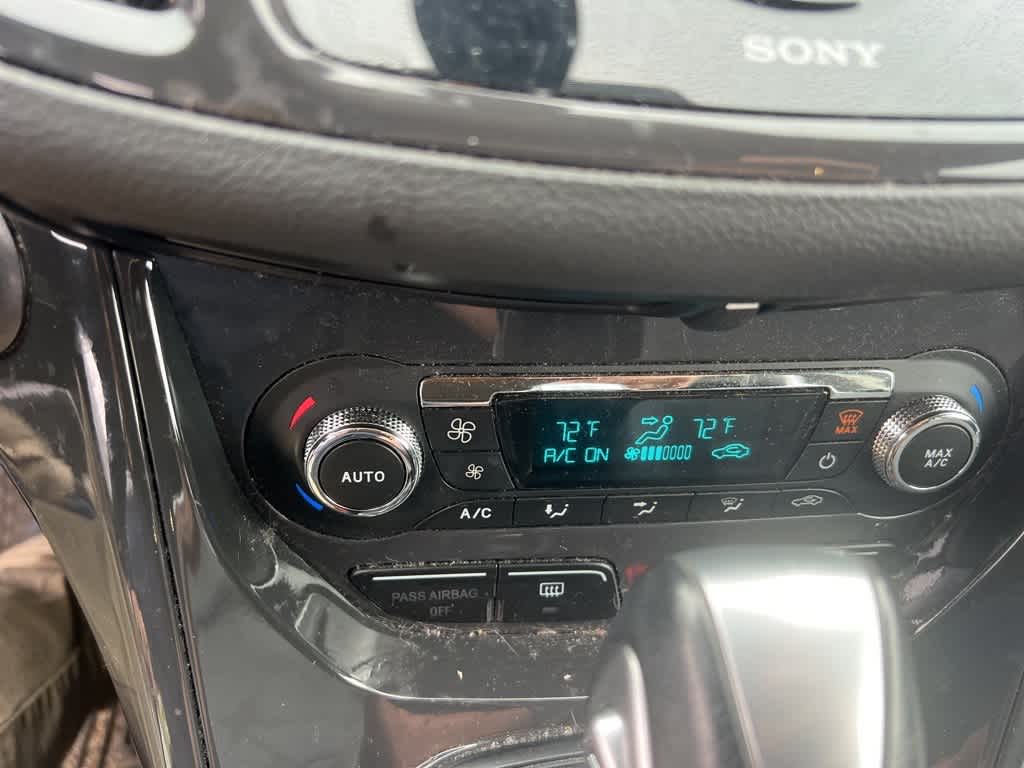 Thumbnail: 2014 Ford Escape - 19
