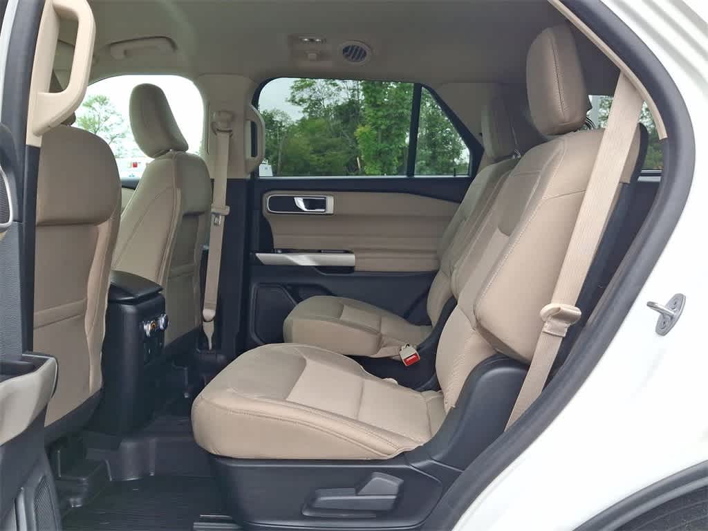 Thumbnail: 2022 Ford Explorer - 26