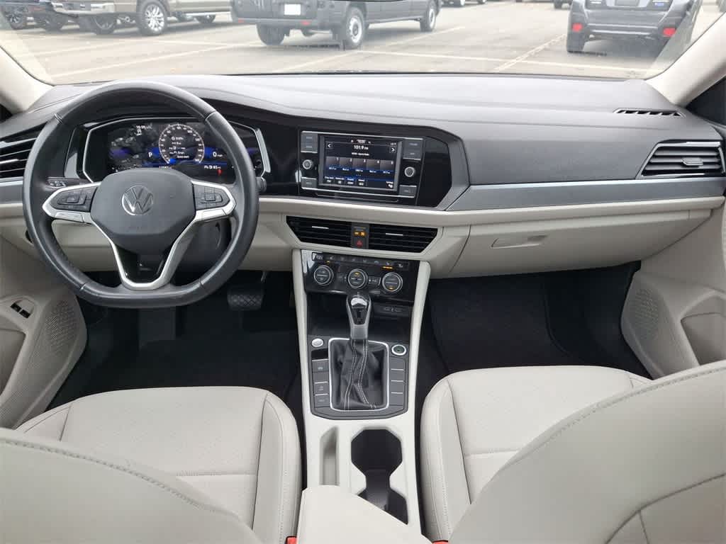 Thumbnail: 2023 Volkswagen Jetta - 10