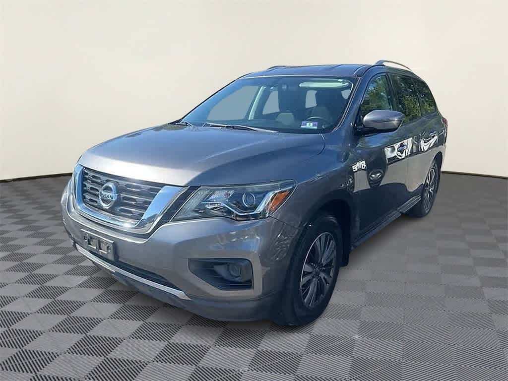 Thumbnail: 2017 Nissan Pathfinder - 1