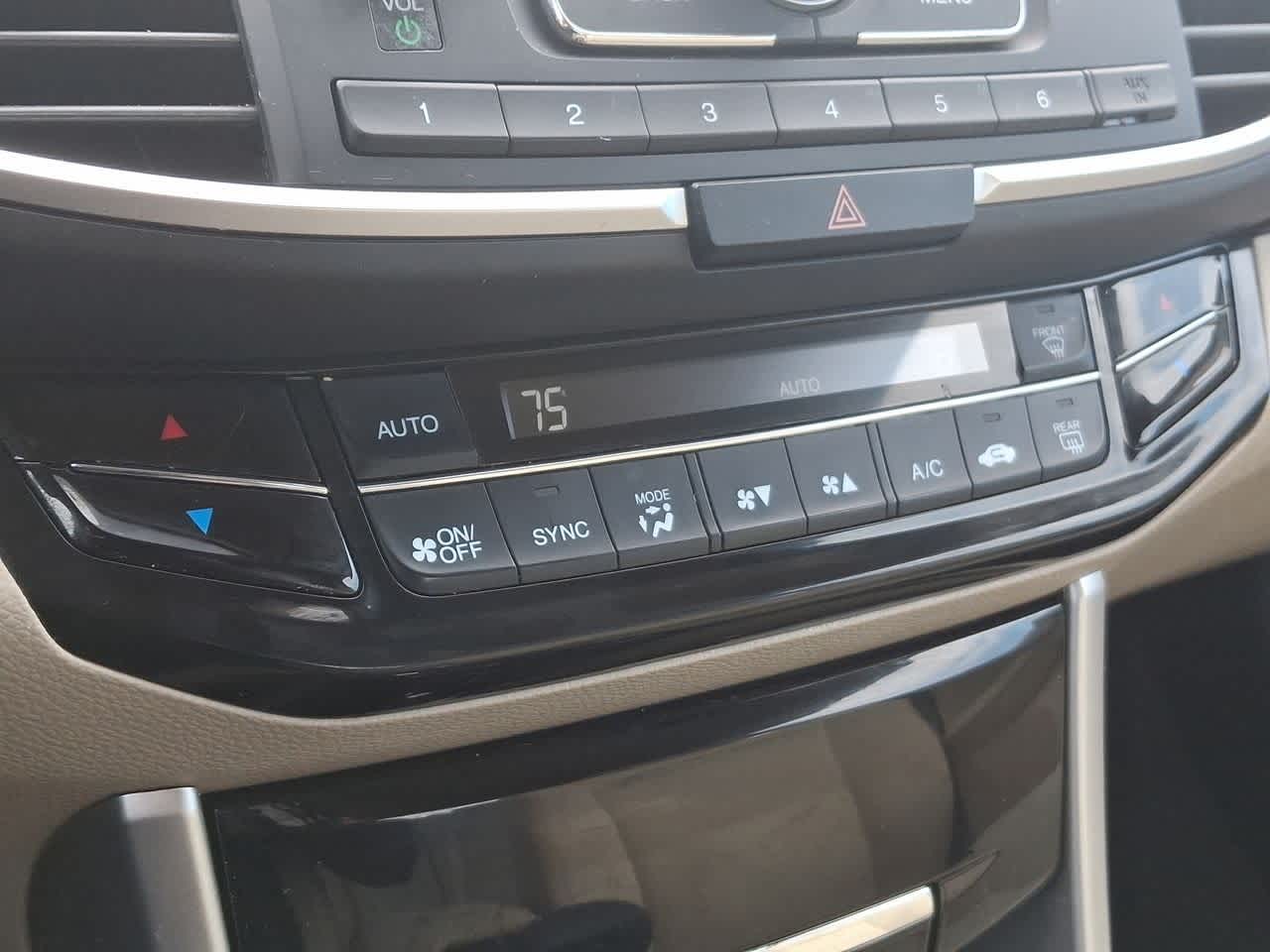 Thumbnail: 2017 Honda Accord - 25