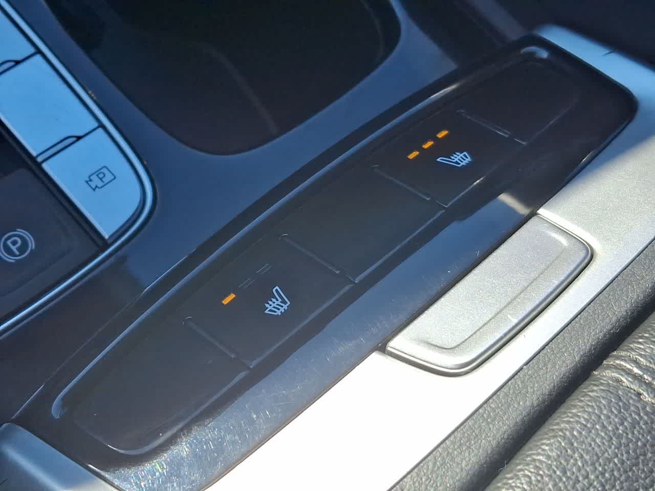 Thumbnail: 2022 Hyundai Tucson - 25