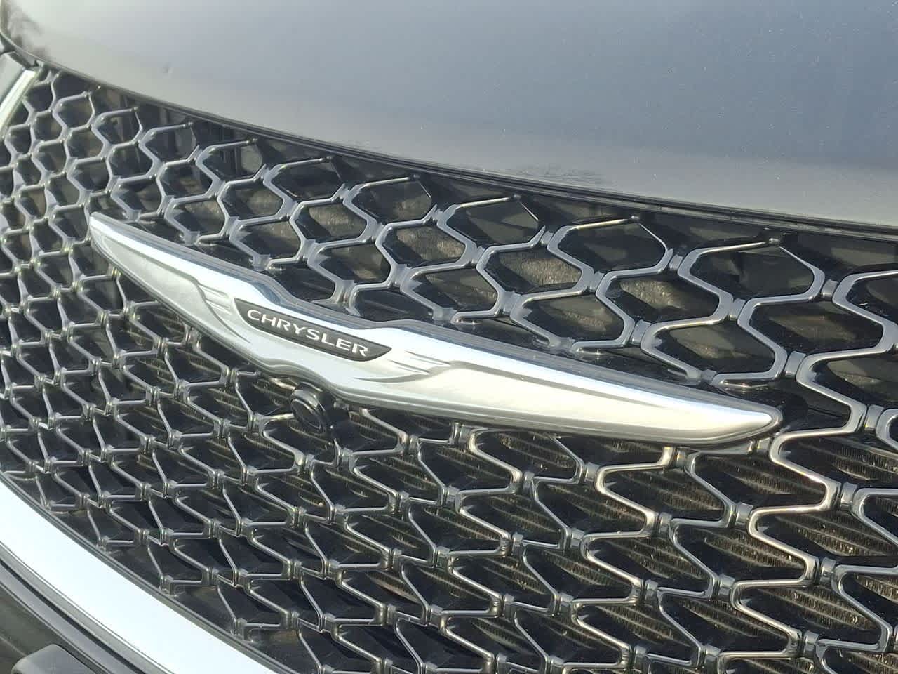 Thumbnail: 2024 Chrysler Pacifica - 28