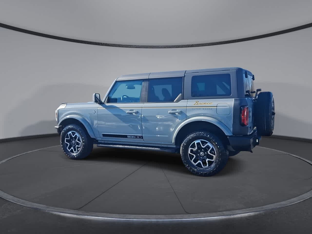 Thumbnail: 2022 Ford Bronco - 6