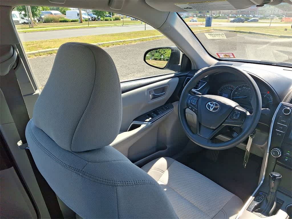 Thumbnail: 2015 Toyota Camry - 15