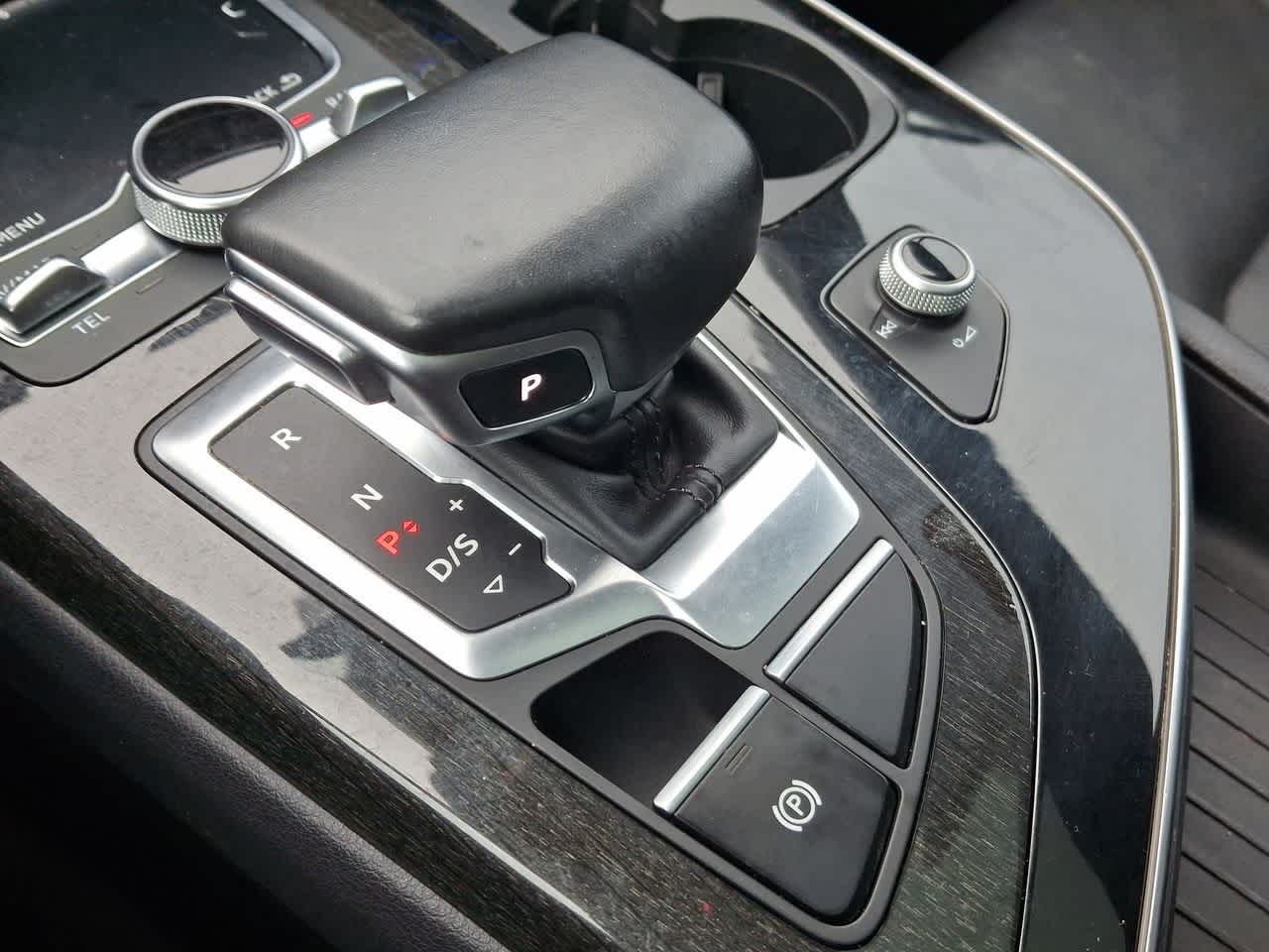 Thumbnail: 2018 Audi Q7 - 18