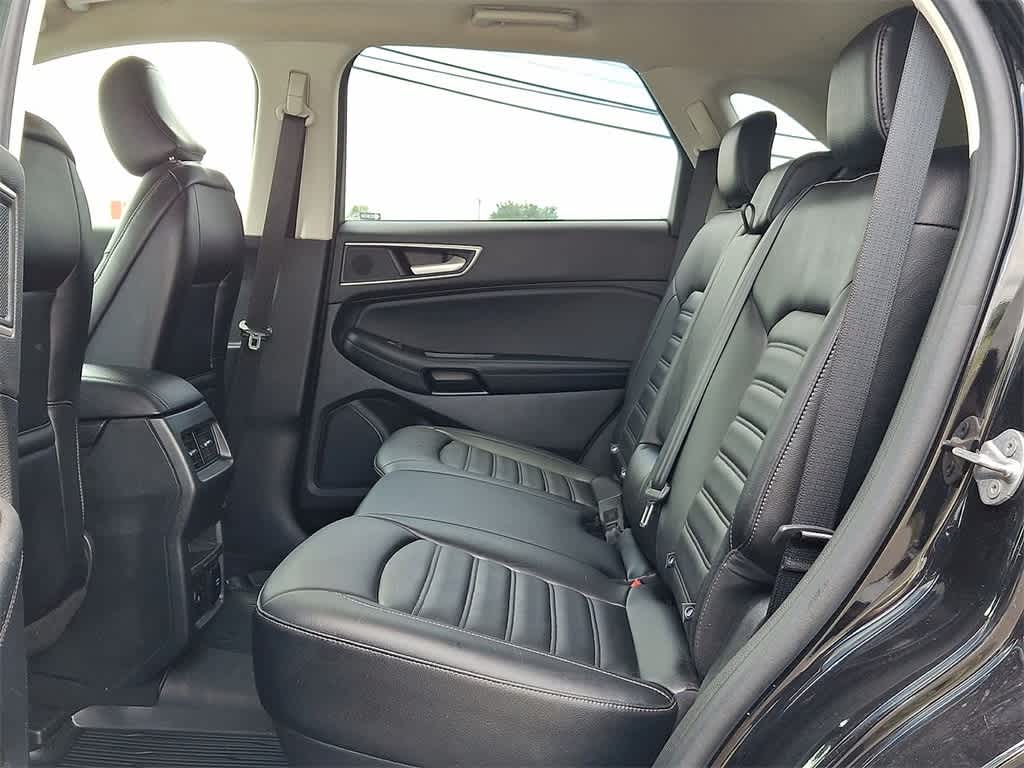 Thumbnail: 2023 Ford Edge - 20