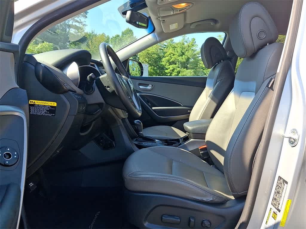 Thumbnail: 2014 Hyundai Santa Fe - 17