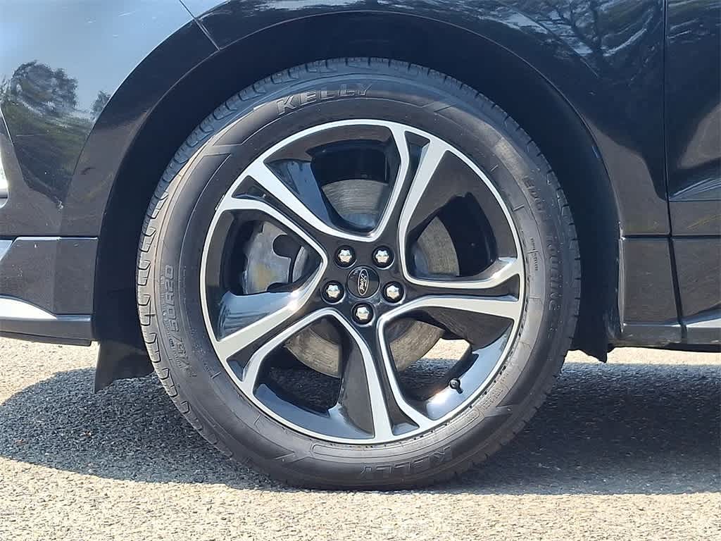 Thumbnail: 2023 Ford Edge - 29