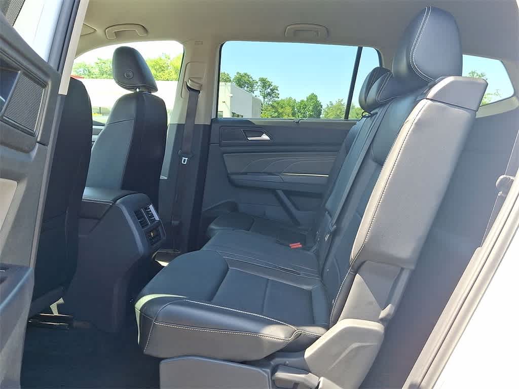Thumbnail: 2022 Volkswagen Atlas - 25