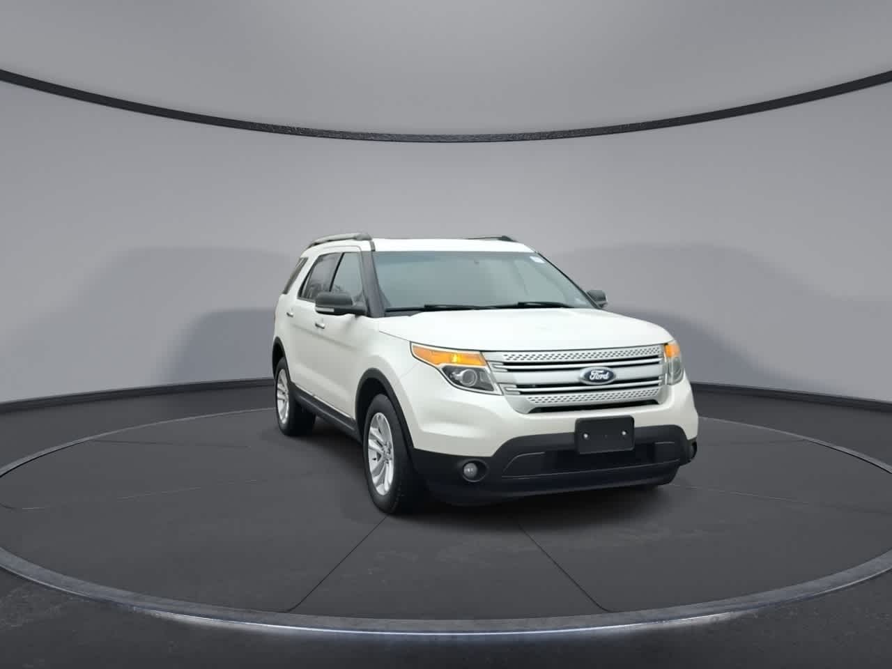 Thumbnail: 2015 Ford Explorer - 2