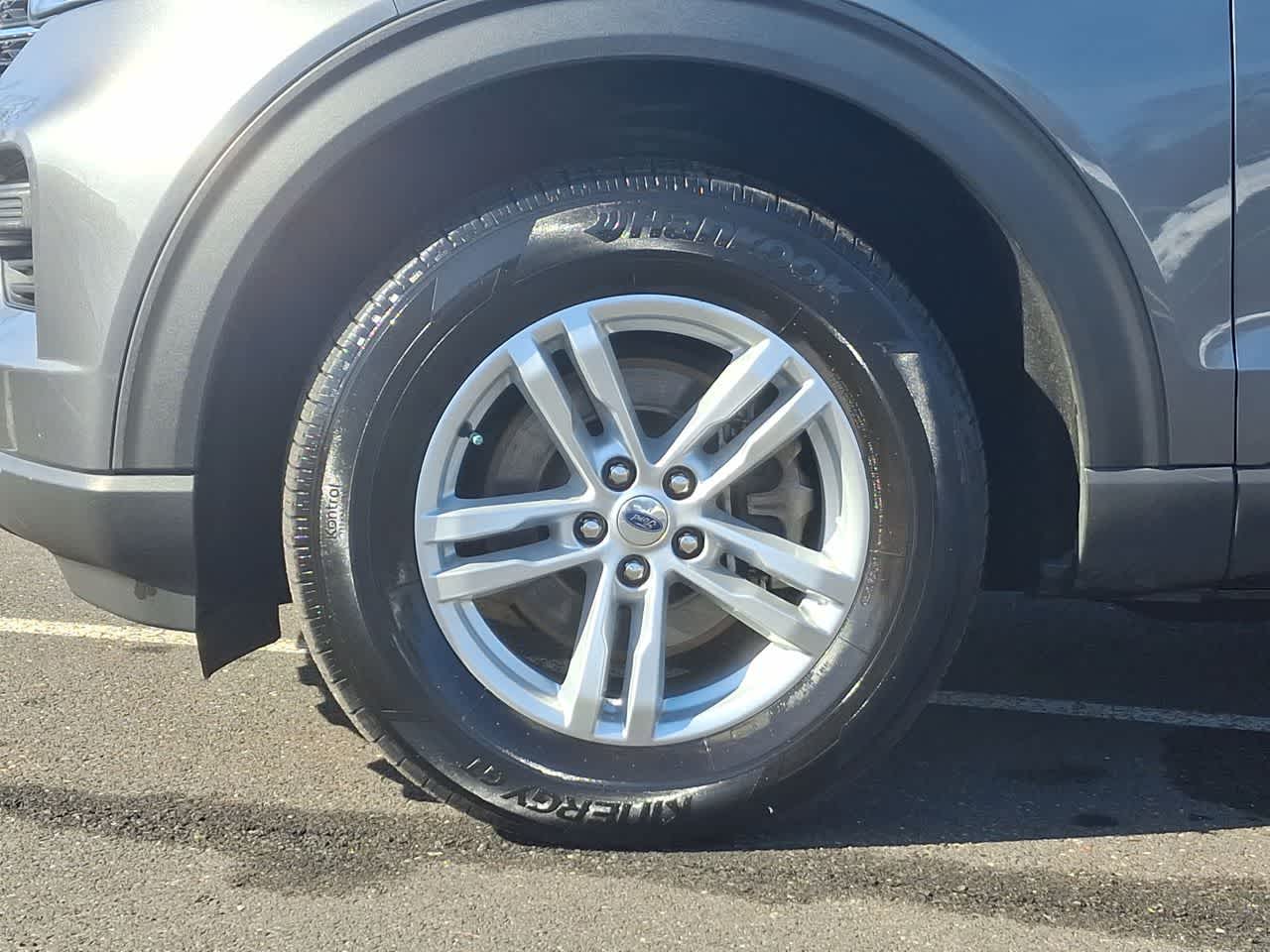 Thumbnail: 2023 Ford Explorer - 29