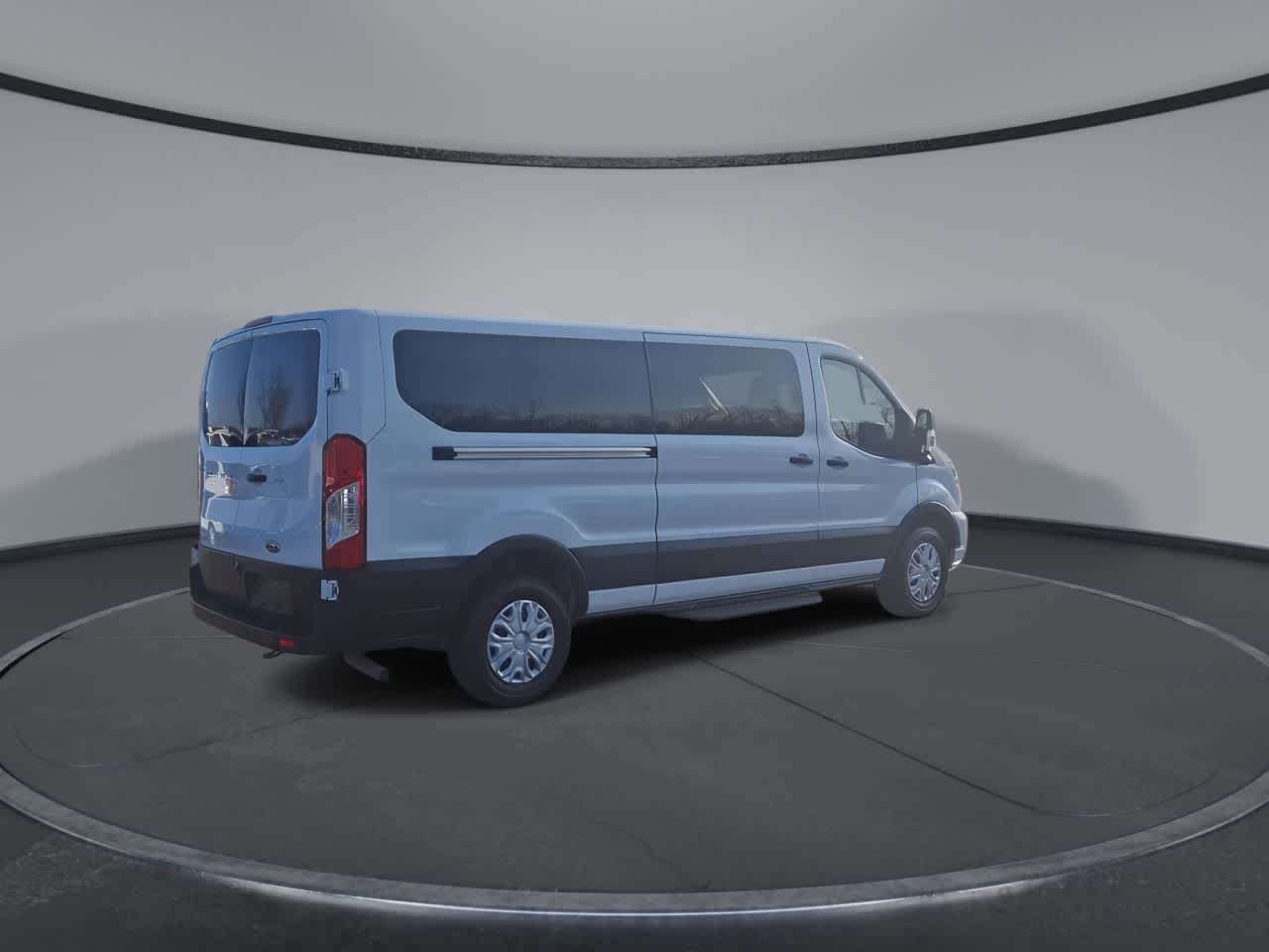 Thumbnail: 2023 Ford Econoline - 8