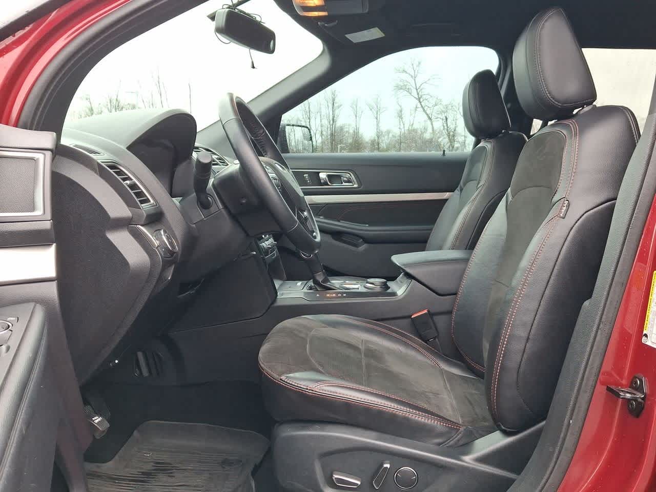 Thumbnail: 2018 Ford Explorer - 17