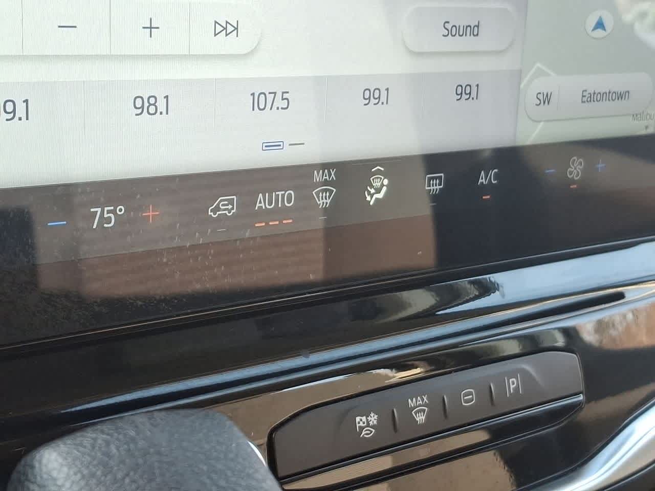 Thumbnail: 2024 Ford Econoline - 25