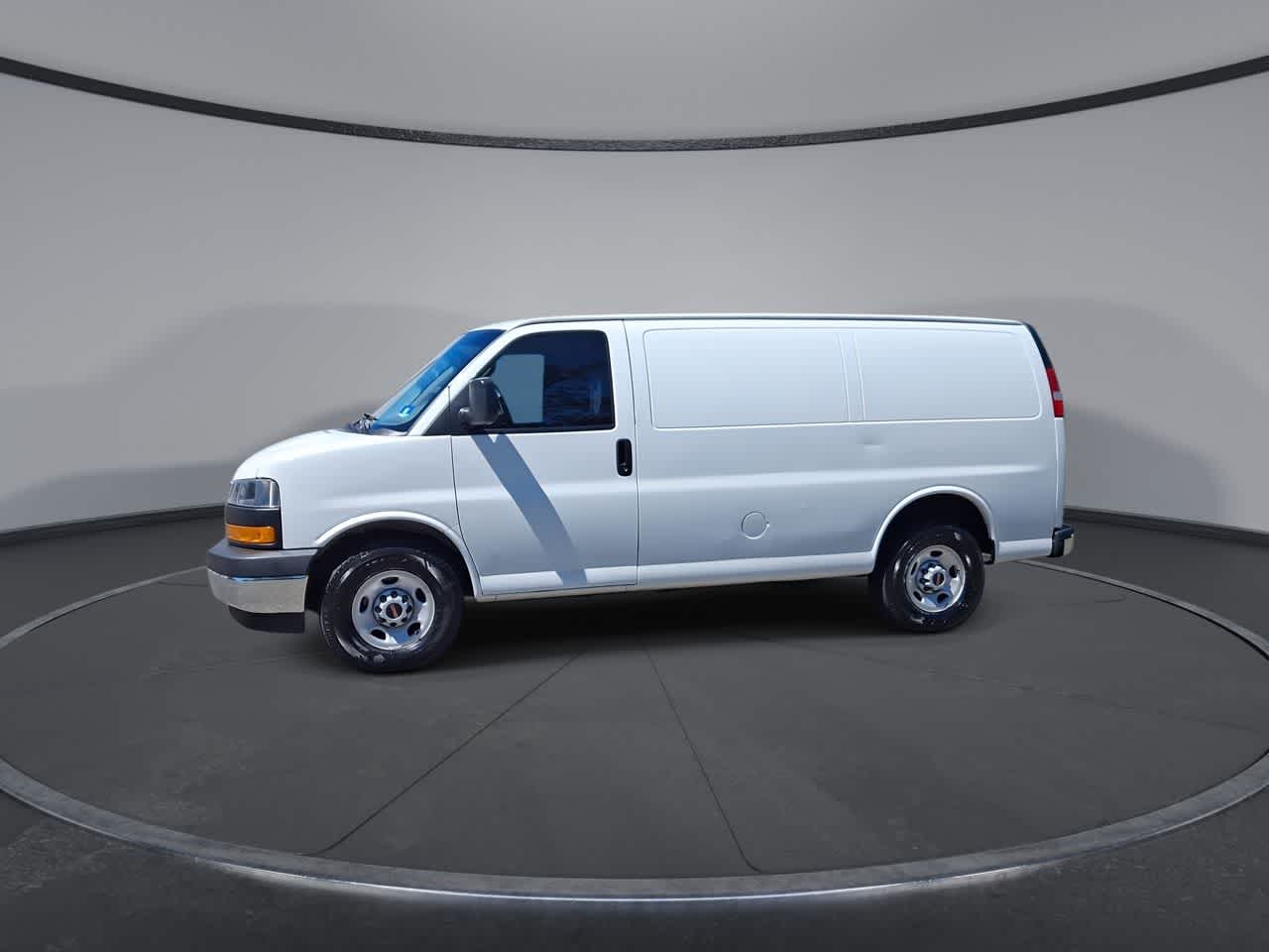 Thumbnail: 2019 GMC Savana - 4