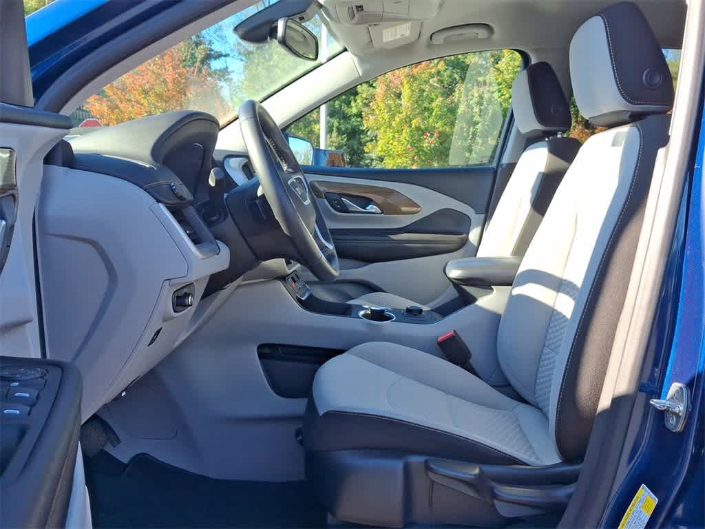 Thumbnail: 2020 GMC Terrain - 17