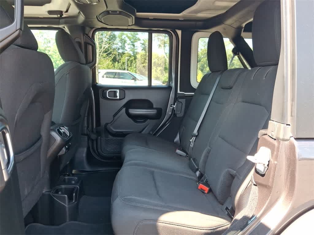 Thumbnail: 2019 Jeep Wrangler - 26