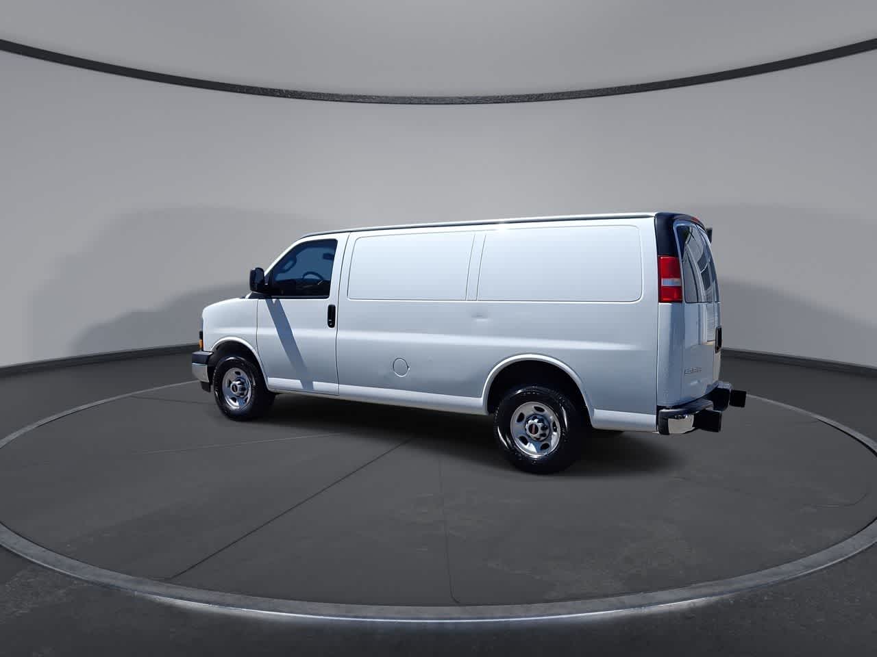Thumbnail: 2019 GMC Savana - 6