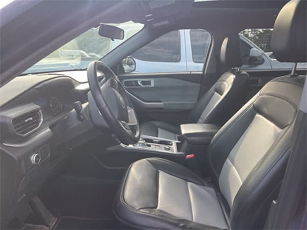 Thumbnail: 2022 Ford Explorer - 15