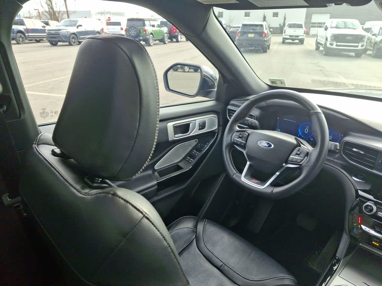 Thumbnail: 2023 Ford Explorer - 15