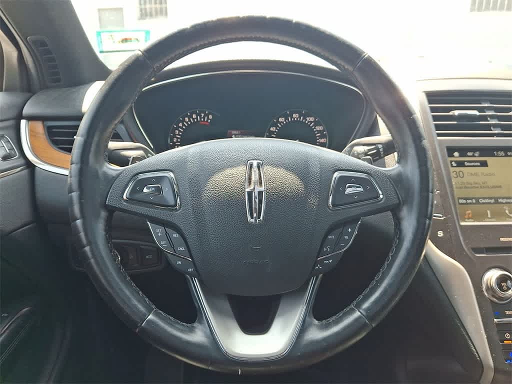 Thumbnail: 2016 Lincoln MKC - 22