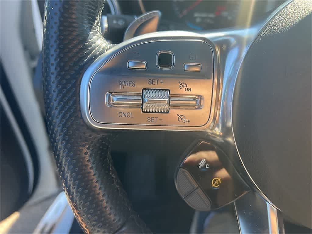 Thumbnail: 2021 Mercedes-Benz GLC - 16