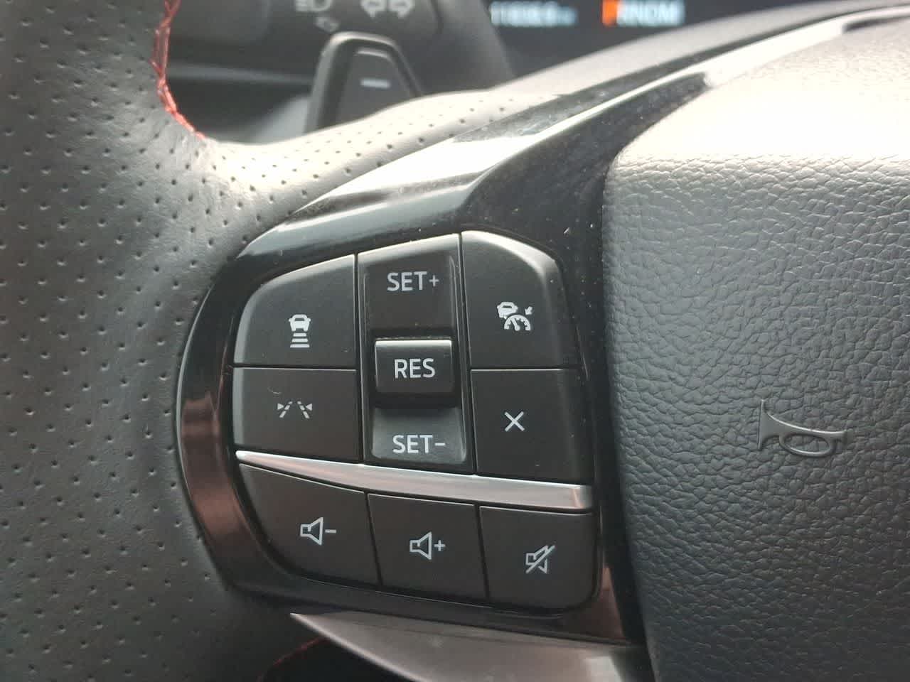 Thumbnail: 2025 Ford Explorer - 22